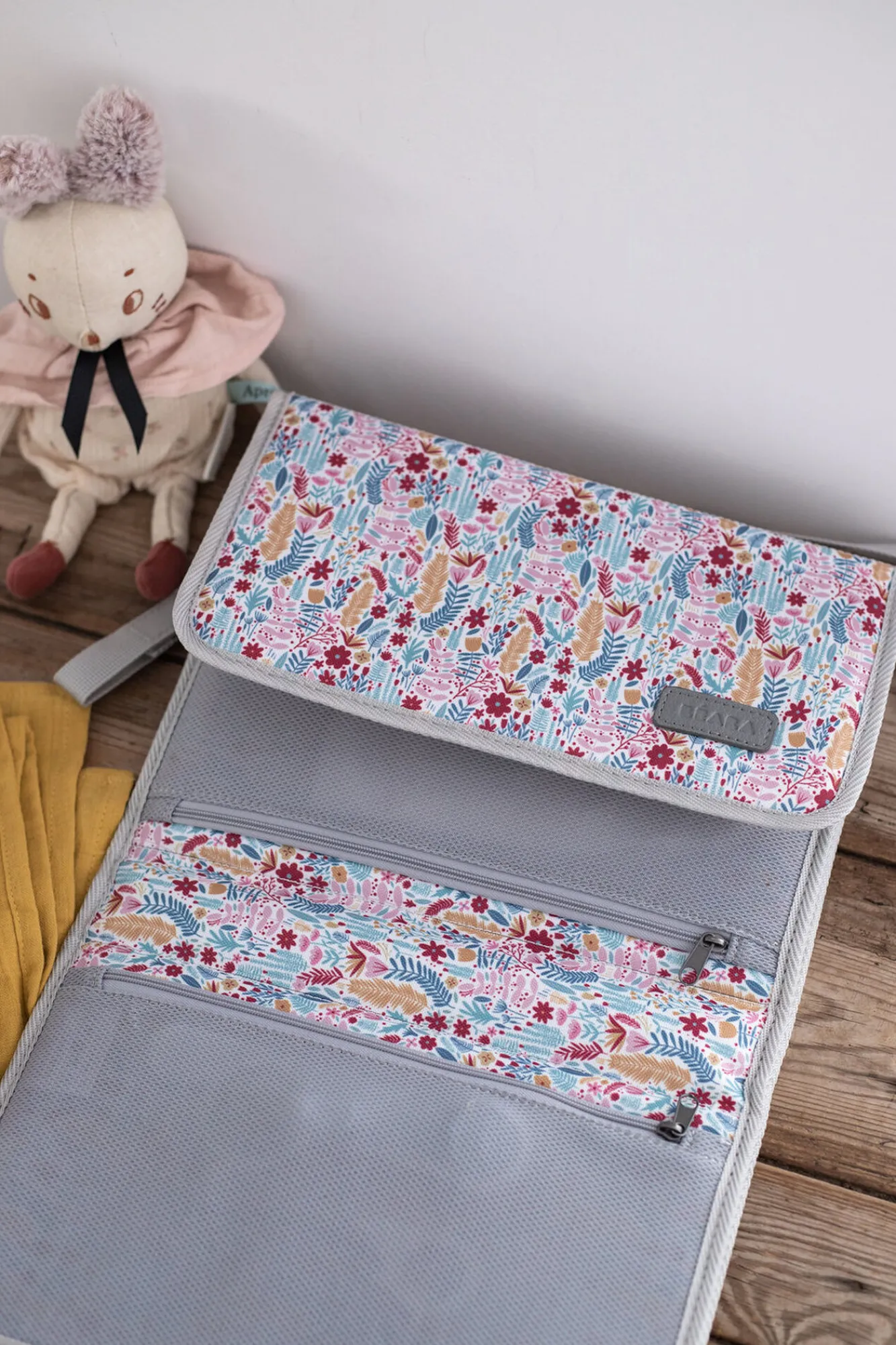 BÉABA Accessoires De Toilette>Pochette A Langer Geneve Mirage Grey/Floral